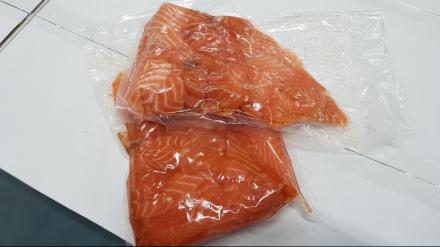 FROZEN SALMON TRIMMINGS A-GRADE SMOKED